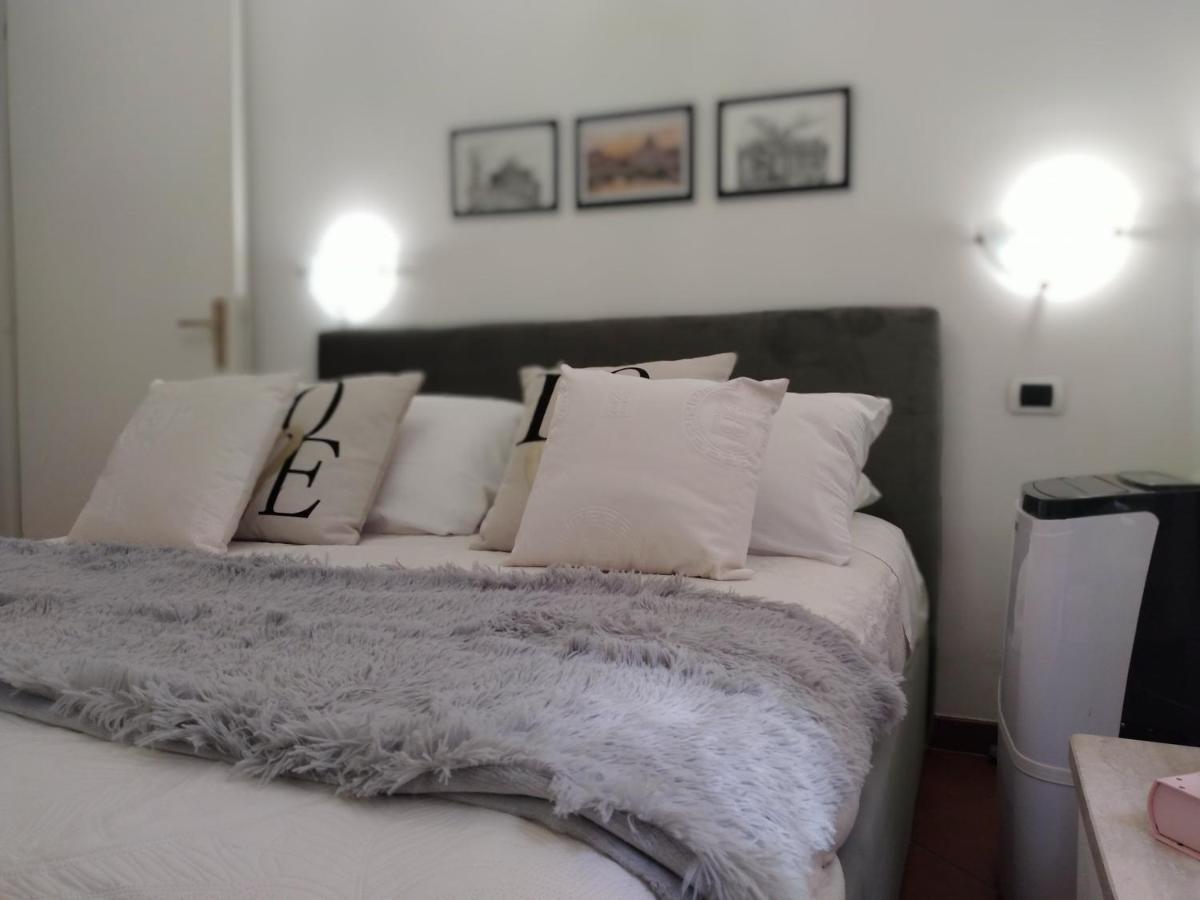 Casina Tiberina Suite Rome Bagian luar foto